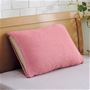 ローズピンク<br>いろんな形の枕にズレずにフィットする、のびのび枕カバーです。