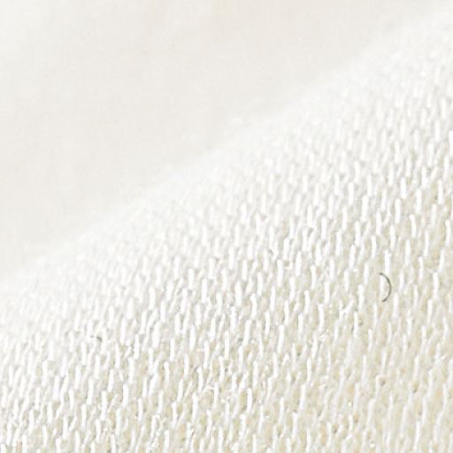 独特の光沢で上品さを演出 テンセルTM繊維・綿をシルケット加工。美しい光沢と柔らかさで上質な雰囲気に。