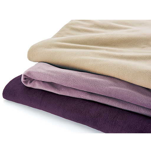 (上から) アイボリホワイト・ミスティラベンダー・ディープバイオレット<br>まとまりのある12色展開なので、違った色を組み合わせても楽しい。