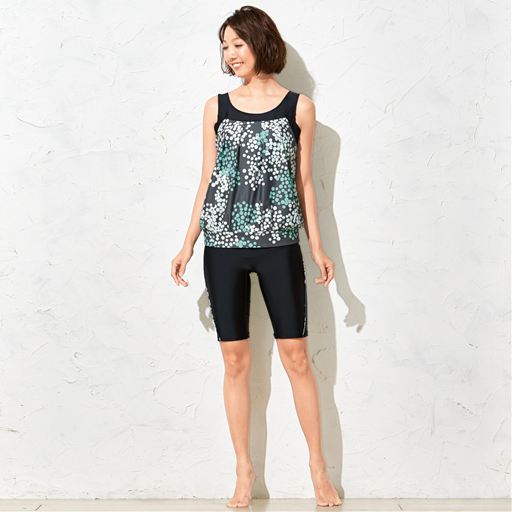 体型カバーゆったりフィットネス水着 セシール Cecile