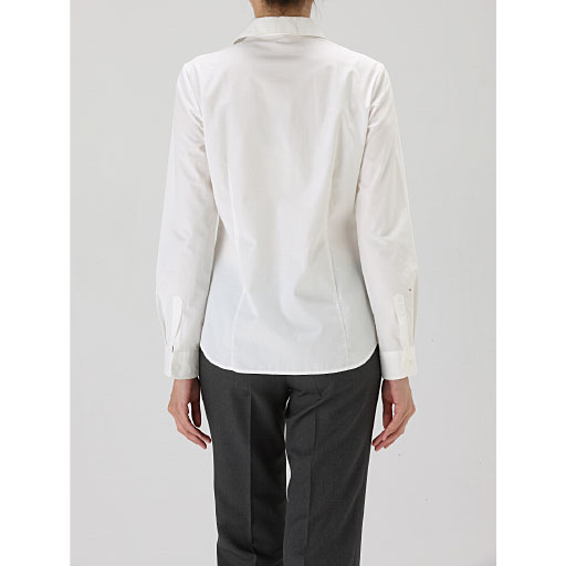 ホワイト<br>バックスタイル