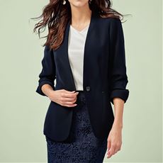 おすすめノーカラースーツ 通販 セシール Cecile