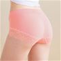 動いてもずり上がりにくい!お直しいらずで1日快適!ストレッチレース仕様のステディフィット&reg;ショーツ。<br>スィートピンク 着用例