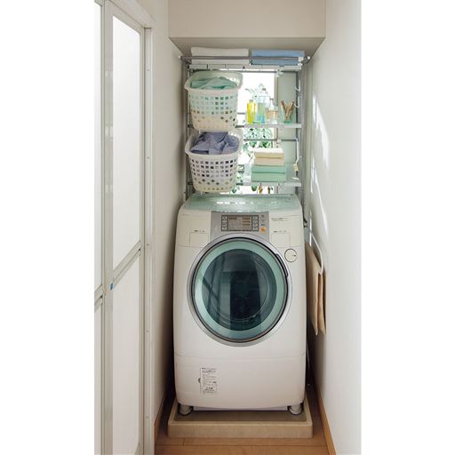 洗濯機ラック 伸縮式 スリムフレーム 低め設計の届きやすいハンガーバー セシール Cecile 洗濯機ラック 伸縮式 スリムフレーム 低め設計の届きやすいハンガーバー セシール Cecile