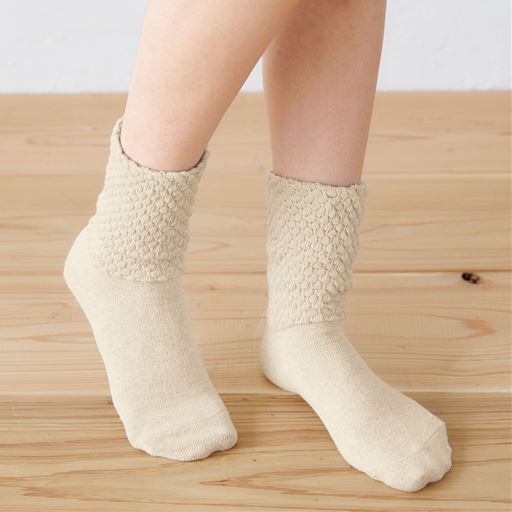 足口ゆったり綿シルクソックス セシール Cecile