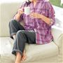 ふんわり軽くてやわらかい、コットン100%ダブルガーゼ素材のパジャマ。<br>オーキッドピンク (パンツ:チャコール系無地)着用例