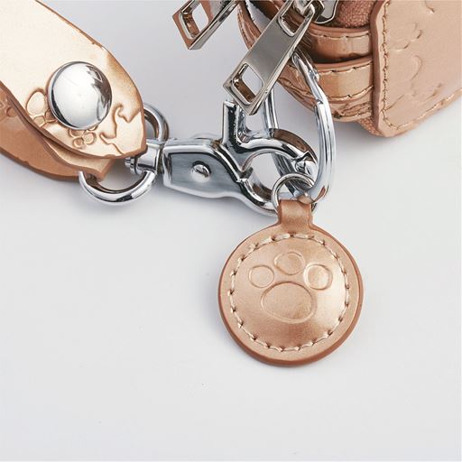 スマートキーケース 猫の足あとシリーズ キーケースに入れたまま操作ができる セシール Cecile