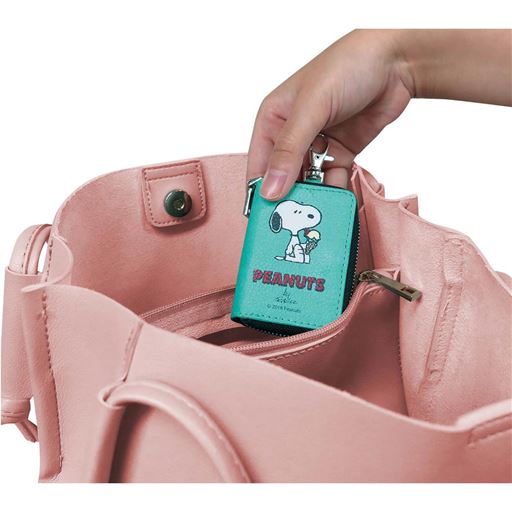 Snoopy スヌーピー スマートキーケース セシール Cecile Snoopy スヌーピー スマートキーケース セシール Cecile