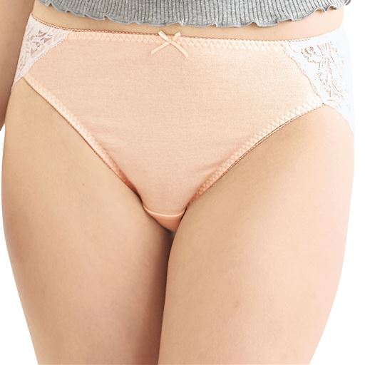 綿100 レーシィショーツ 色違い3枚組 ビキニタイプ はきこみ丈浅め セシール Cecile 綿100 レーシィショーツ 色違い3枚組 ビキニタイプ はきこみ丈浅め セシール Cecile
