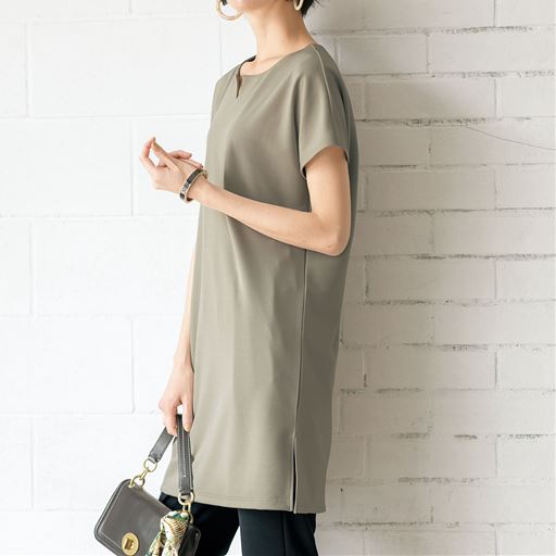 半袖キーネックチュニック 日本製 吸汗速乾 Uvカット セシール Cecile