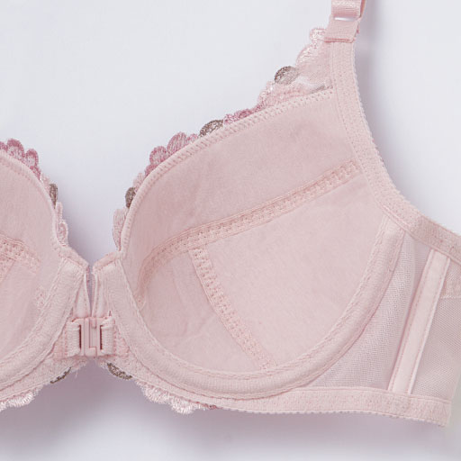 背中すっきりブラ 姿勢もすっきり フロントホック ソフトワイヤー入り フルカップ セシール Cecile 背中すっきりブラ 姿勢もすっきり フロントホック ソフトワイヤー入り フルカップ セシール Cecile