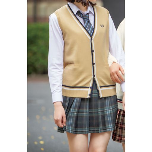 ベージュ<br>モデル身長:170cm<br>コーディネート例