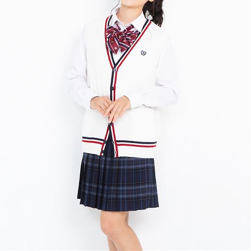 オフホワイト<br>コーディネート例