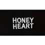 ロゴ刺しゅうUP<br><br>「HONEY HEART」のロゴはメンバーみんなで決めたよ