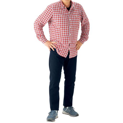 幅広い層にご愛用いただいています。自営業59歳 ネイビー着用