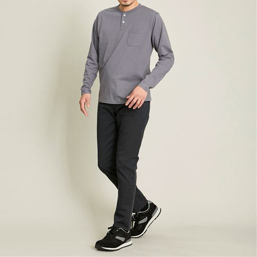 21秋冬の新色 ダークグレー