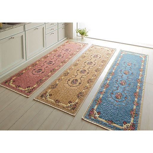 (左から) ピンク・ベージュ・ブルー(横240×縦65cm)<br>エレガントなブーケ柄のシェニール織りキッチンマットです。