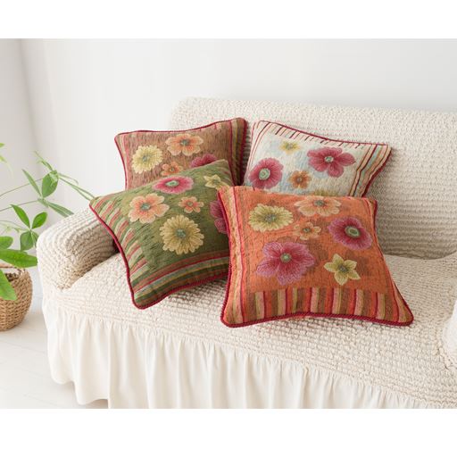 ジャカード織りで色鮮やかに表現された「アネモネ」は、イタリアで昔から人気の花柄です。同色はもちろん色違いで楽しむこともできます。