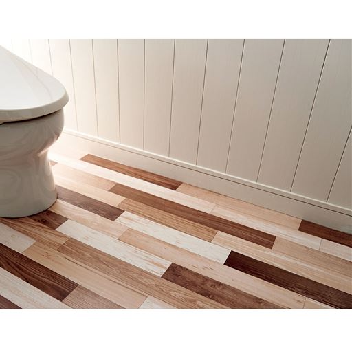 シートを床に貼るだけ!トイレの模様替えが簡単にできます。