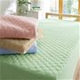 (上から) ピンク・ベージュ・ブルー・ミントグリーン<br>選べる4色展開。ほつれにくいマイヤータオル生地のパッド一体型ベッドシーツです。