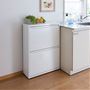 ホワイト C<br>キッチンにもスッキリ設置できる、清潔感あふれるホワイト仕上げ。