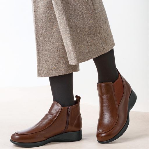 高井さんの靴 牛革5e美シルエットブーツ セシール Cecile