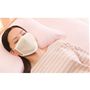 うるおい効果とムレにくさに優れたシルクの立体マスク。<br>おやすみ中にも快適にご使用いただけます。<br>2色セット。<br>※イメージ