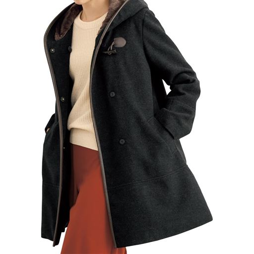 トグル釦使いフーディコート フェイクウール素材 セシール Cecile