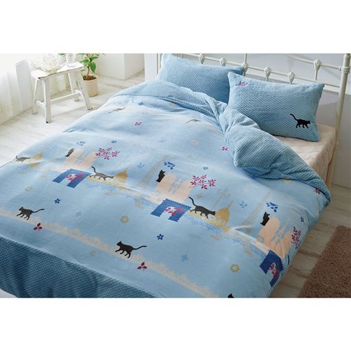 ブルー <br>ネコ好きさんの冬のベッドタイムが楽しくなる、あったか掛け布団カバーです。