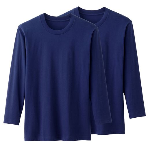 綿100%のクルーネックタイプの長袖Tシャツ同色2枚組。