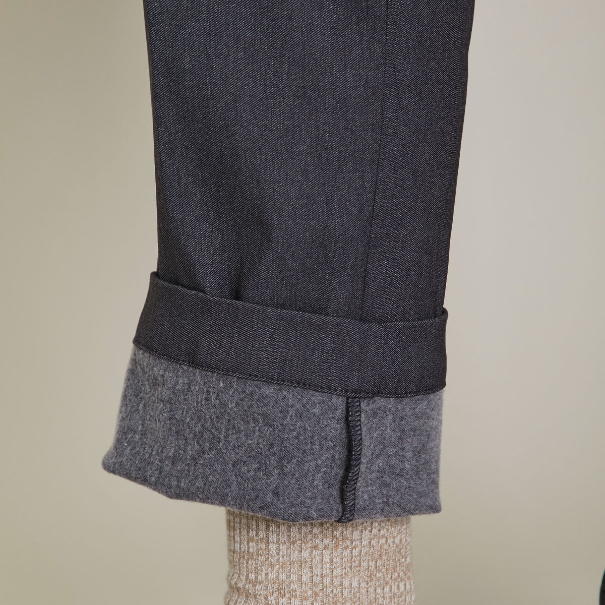 裏起毛素材ウエストストレッチパンツ ファッション通販ならセシール Cecile