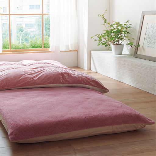 ローズピンク<br>毛布とカバーの機能をひとつに! 敷き布団用のズレない毛布です。