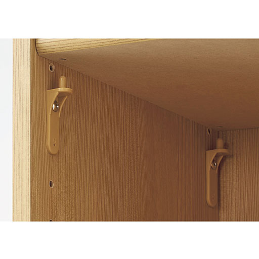 サイズ5～16に付属の固定棚はお好きな位置に設定できるので、すべての棚板の高さが調整可能です。