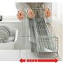 B(幅15～27.5×奥行57cm)<br>シンクの横が狭いキッチンでも水切りかごが置ける!<br>幅がスライドして伸縮する水切りです。