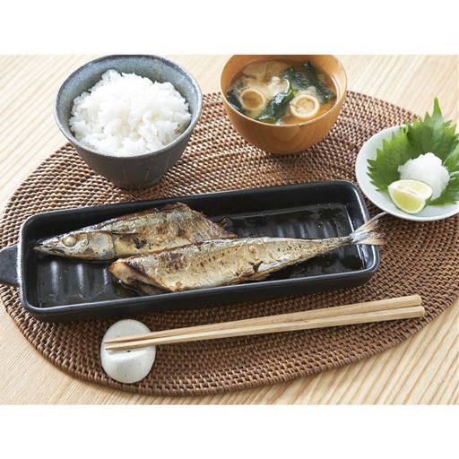 お魚とうばん 2枚組 陶器プレート皿 魚焼きグリルの汚れを防ぐ セシール Cecile