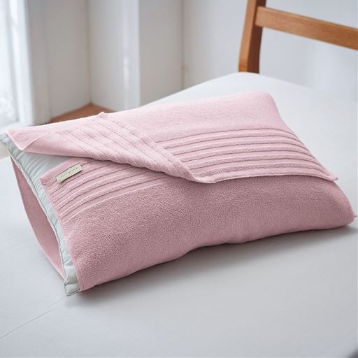 ピンク<br>枕に巻きつけたとき、ズレにくいボーダーヘム仕様。