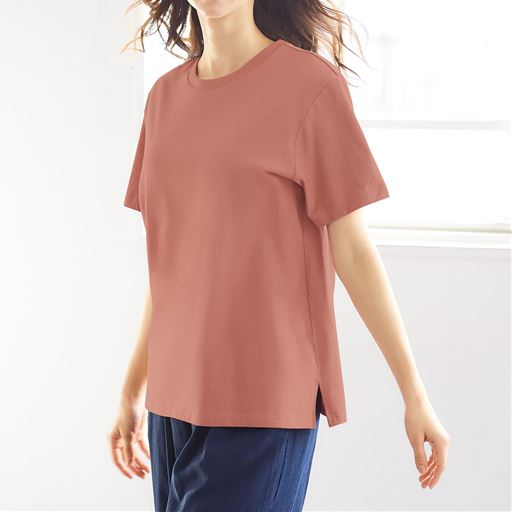 1枚で快適に過ごせるパッド付きtシャツ セシール Cecile