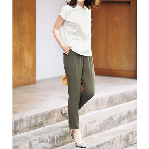 オフホワイト<br> コーディネート例<br>※パンツはMP-2030になります。