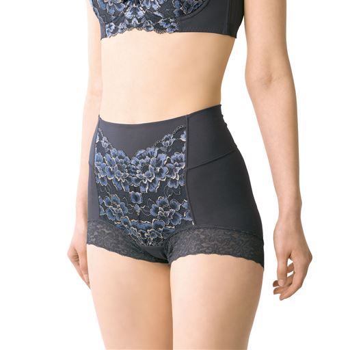 シャドーグレー 着用例