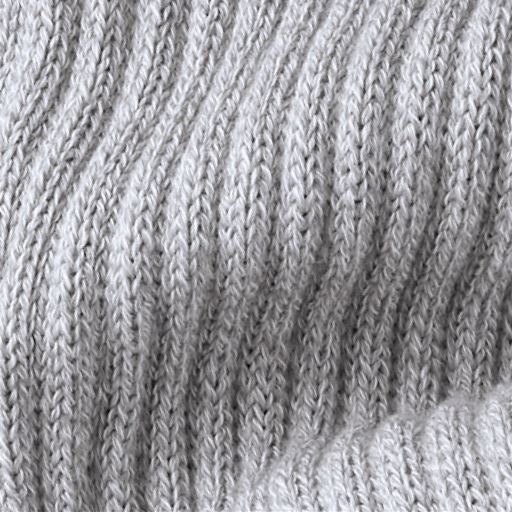シルクと綿の二重構造でふっくらやわらか。紡いで作るシルク(絹紬糸)使用。ざっくりとした風合いが魅力です。