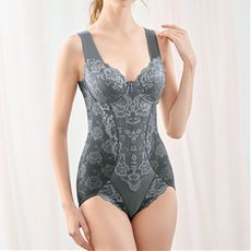 着やせ美人ボディスーツ(爽やかメッシュ素材)(ミディアムタイプ・ソフトワイヤー入り) - ファッション通販ならセシール(cecile)