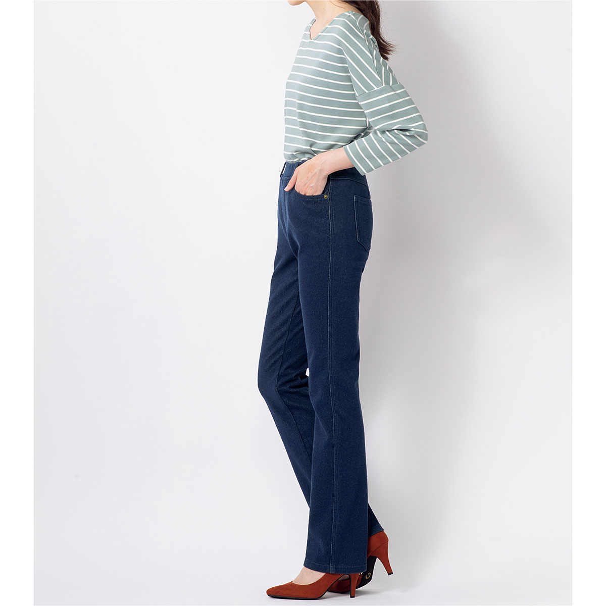 裏起毛ニットデニムストレートパンツ(スマートニットジーンズ)(全方向ストレッチ・帯電防止・UVカット・選べる4レングス) -  ファッション通販ならセシール(cecile)