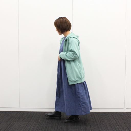 ミント コーディネート例(スタッフ身長152cm、着用Mサイズ)<br>※ワンピースは品番:AO-1735