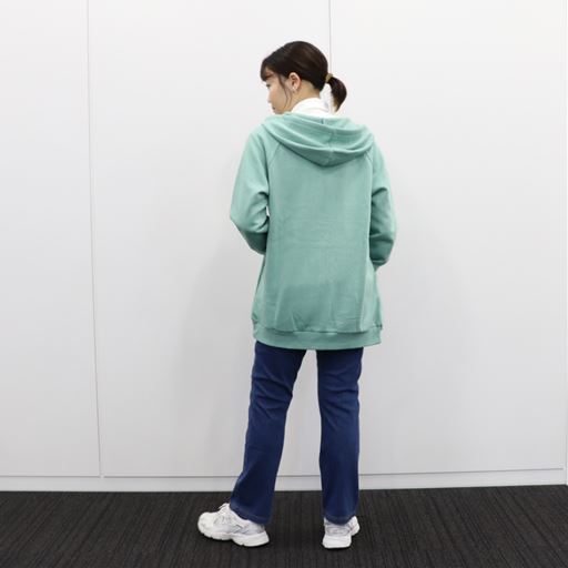 ミント コーディネート例(スタッフ身長161cm、着用Mサイズ)<br>※Tシャツは品番:NB-6651、パンツは品番:MP-1921