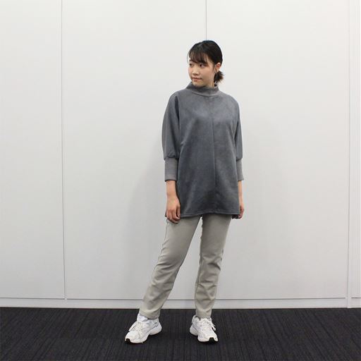 グレー コーディネート例(スタッフ身長161cm、着用Mサイズ)<br>※パンツは品番:MP-1594