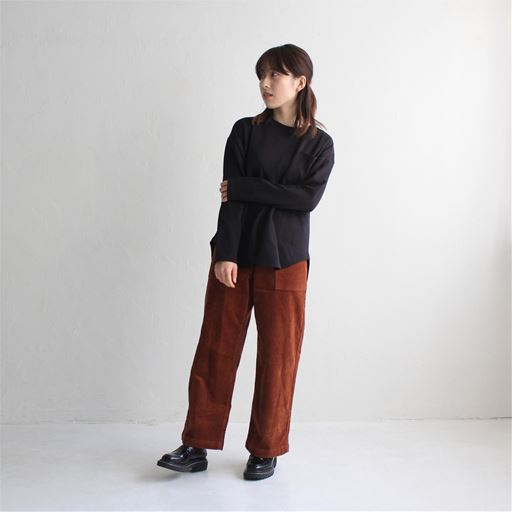 ブラック コーディネート例(スタッフ身長155cm、着用はMサイズ)<br>※パンツは品番:MP-2666