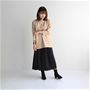 ベージュ コーディネート例(スタッフ身長157cm、着用はMサイズ)<br>※スカンツは品番:MP-2665