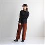 ブラック コーディネート例(スタッフ身長155cm、着用はMサイズ)<br>※パンツは品番:MP-2666