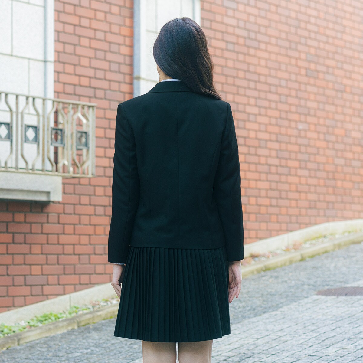 細プリーツスカートスーツ4点セット(ジャケット+シャツ+スカート+ネクタイ)(スクール・制服)