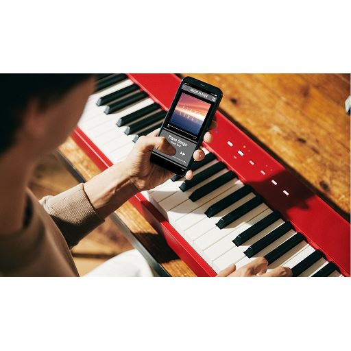 BluetoothRオーディオ機能を使うことでスマートフォン/タブレット内のお気に入りの曲をPrivia PX-S1100本体のこだわりの音響システムで簡単に再生することができます。